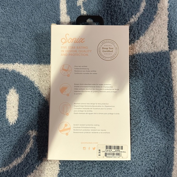 iPhone 11 Pro Max case - Picture 4 of 4